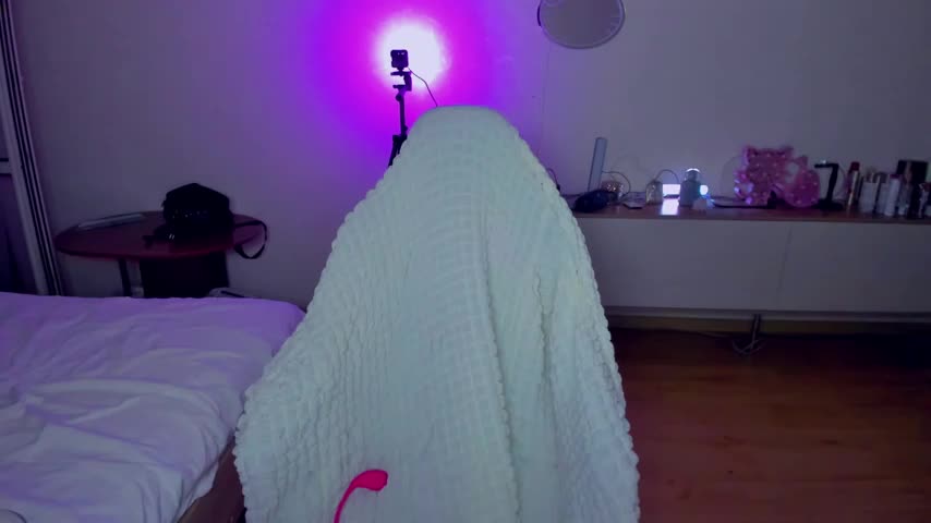 ElinOceanX Adult Chat August 4, 2025