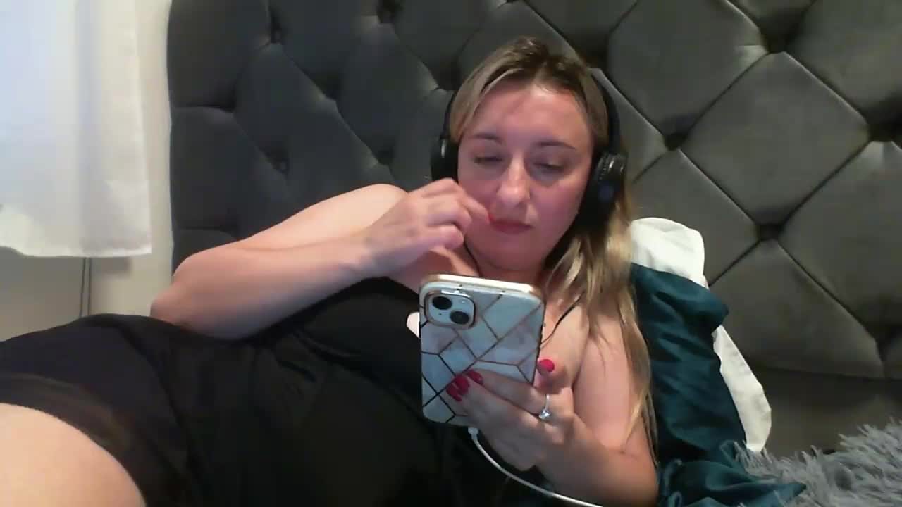 RuslanaFlower Adult Chat August 4, 2025