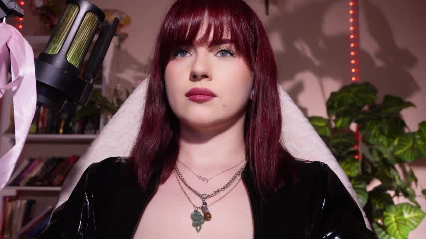 Chriss_Fox Adult Chat August 4, 2025