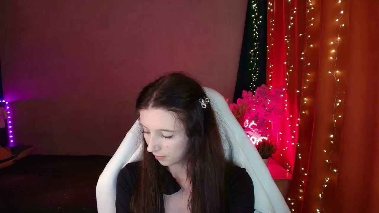 Klybnika_xx Adult Chat August 4, 2025