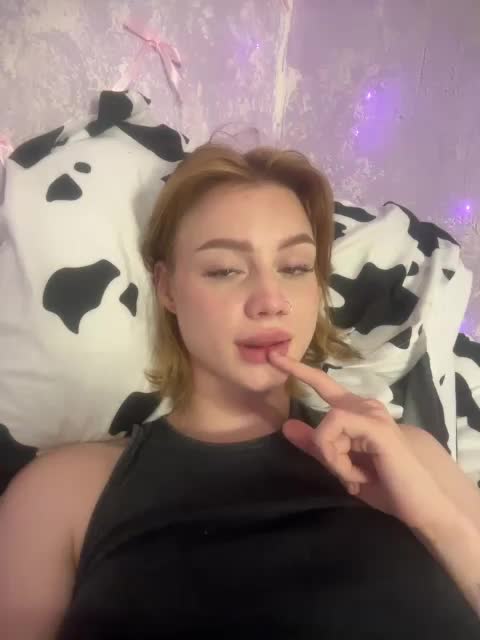 ice-hot Adult Chat August 4, 2025