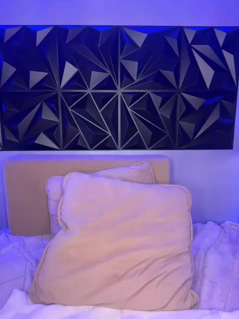 LYALAtop Adult Chat August 4, 2025