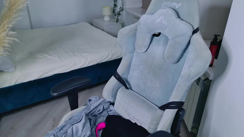 May_suki Adult Chat August 4, 2025