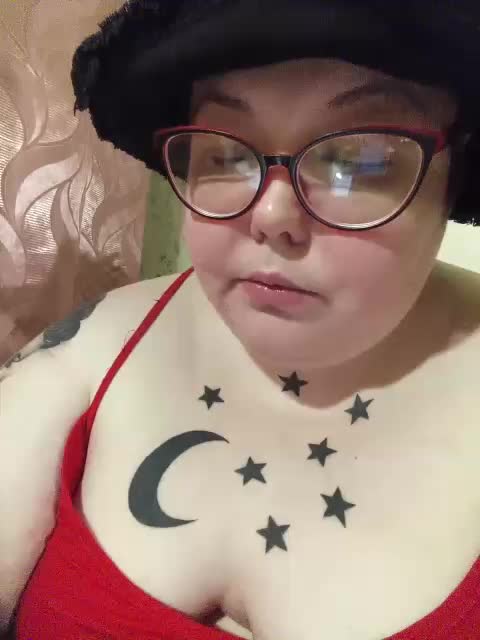 Svetlanka86 Adult Chat August 4, 2025