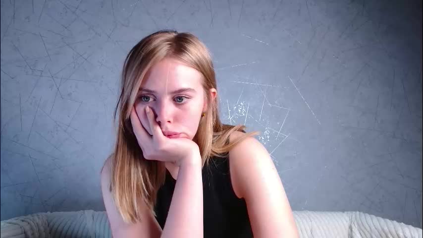 sofia_here Adult Chat August 4, 2025