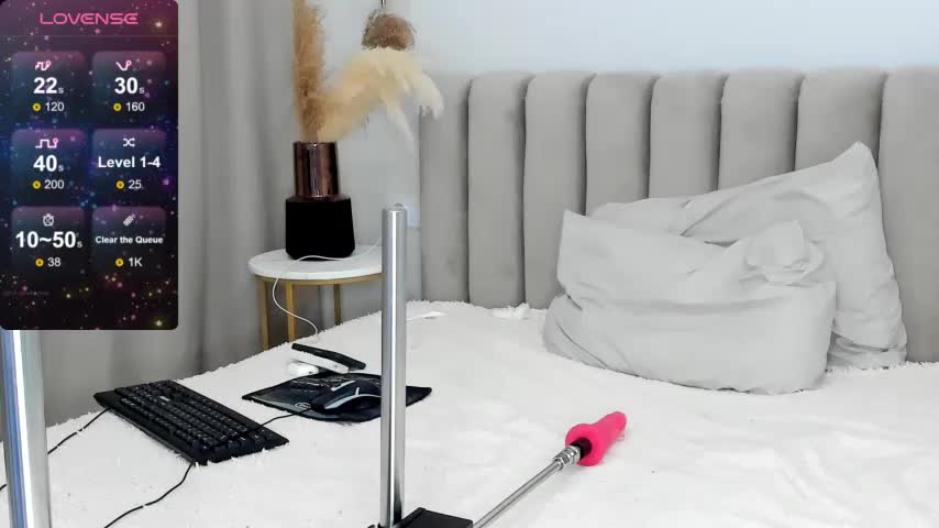 LadyHottCum Adult Chat August 4, 2025