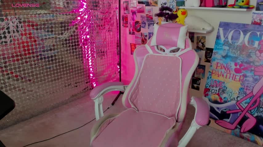 Sara_Robinson Adult Chat August 4, 2025