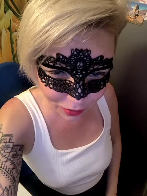 TilyTily Adult Chat August 4, 2025