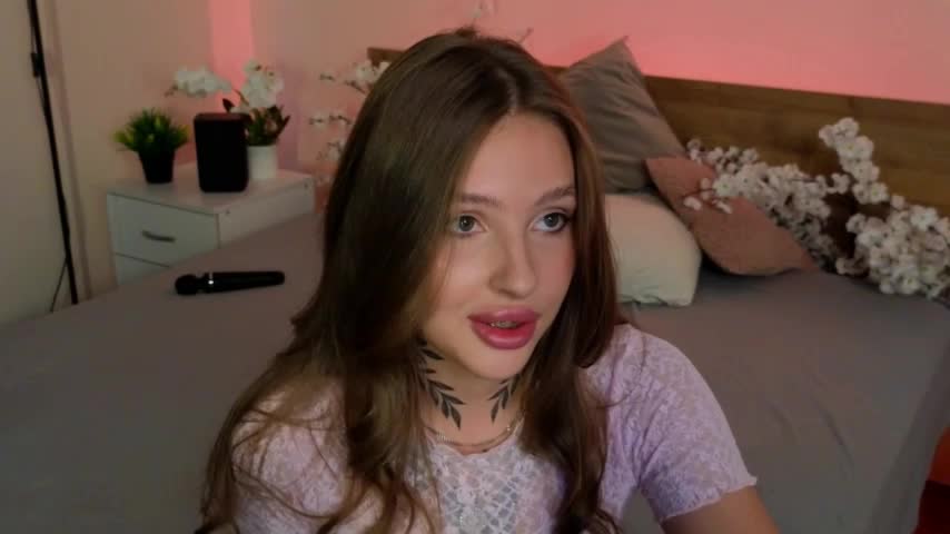 mia_chill Adult Chat August 4, 2025