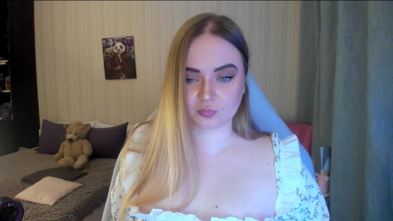 Shy_foxY Adult Chat August 4, 2025