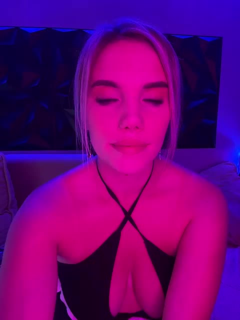 LYALAtop Adult Chat August 4, 2025