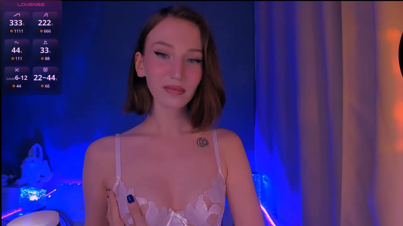 ellaamber Adult Chat August 4, 2025