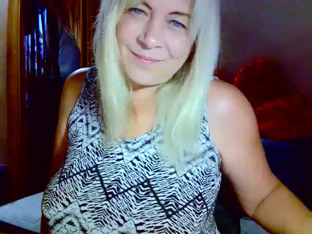 Savan35na Adult Chat August 4, 2025