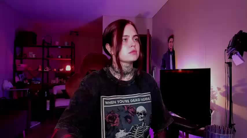 Mariiiiiii Adult Chat August 4, 2025