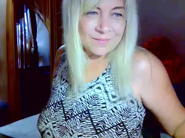 Savan35na Adult Chat August 4, 2025