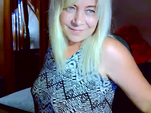 Savan35na Adult Chat August 4, 2025