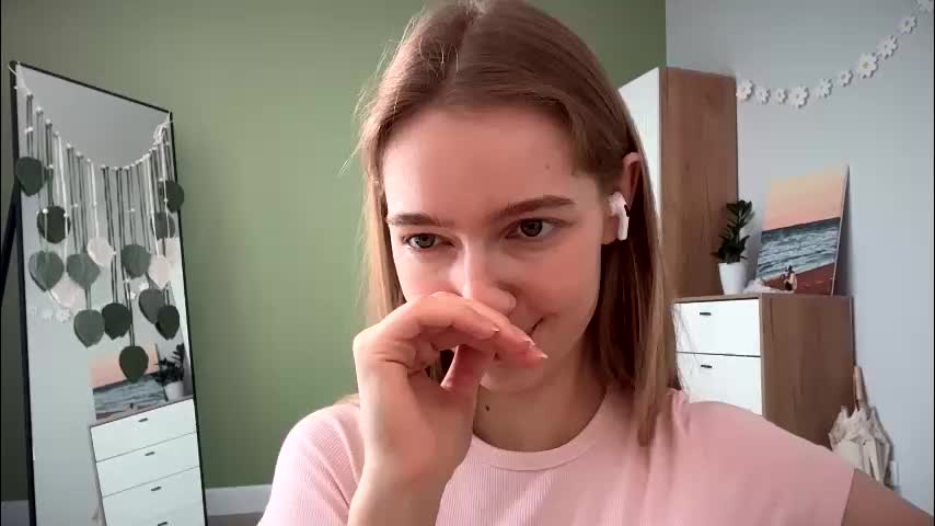 solar_bella Adult Chat August 4, 2025