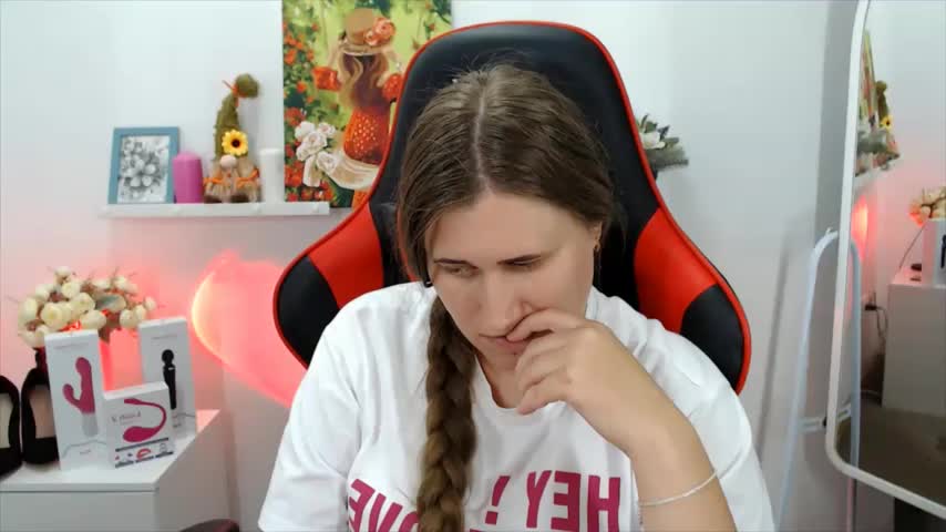 Lucky_Lana Adult Chat August 4, 2025