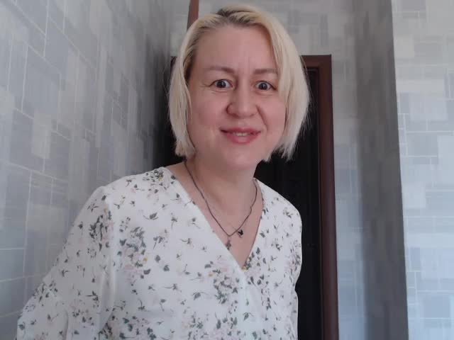 MilenaGerl Adult Chat August 4, 2025