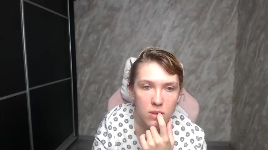 Reginasmilee Adult Chat August 4, 2025