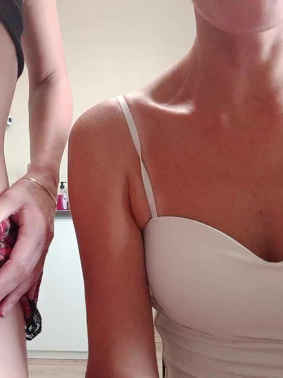 businka11223a Adult Chat August 4, 2025