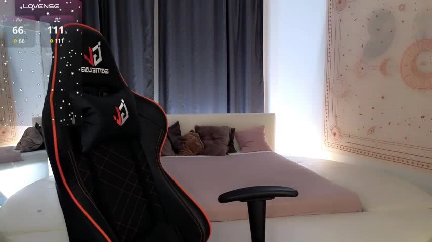 Vickie_Diva Adult Chat August 4, 2025