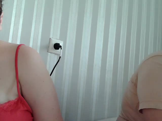 HollyXEva Adult Chat August 4, 2025