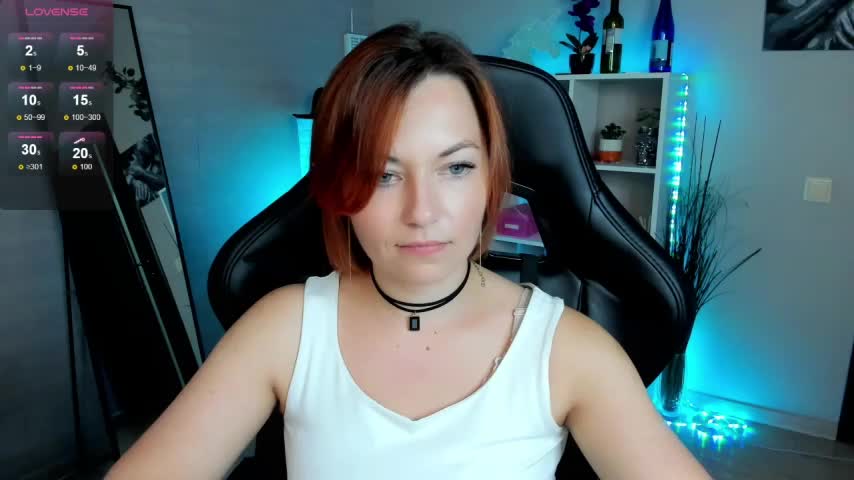 Serena_Woods Adult Chat August 4, 2025