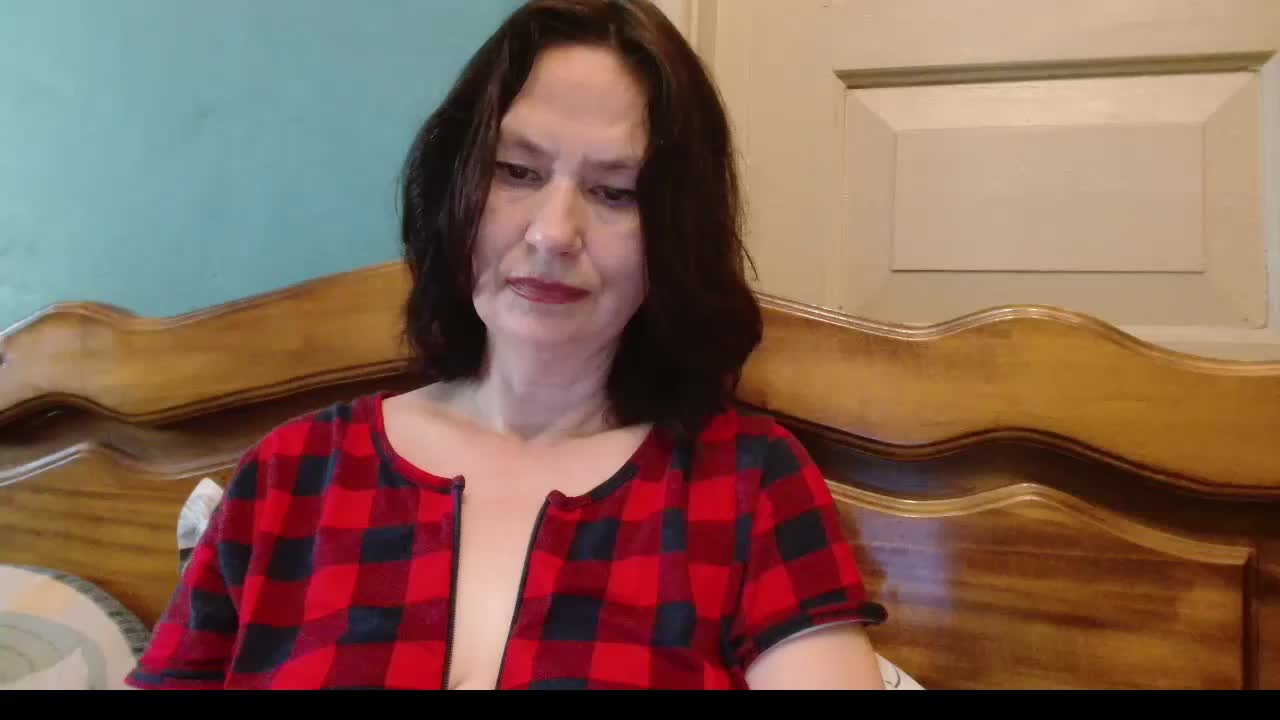 ANGELALADI Adult Chat August 4, 2025