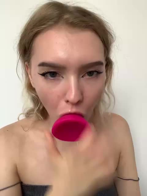 -Nezukoo- Adult Chat August 4, 2025