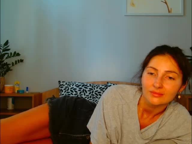 Irina9793 Adult Chat August 4, 2025