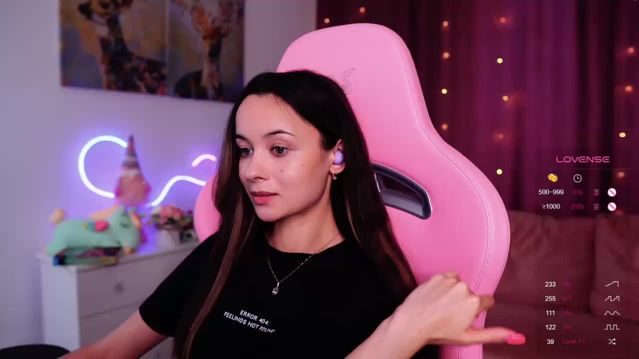 JuicyAngel Adult Chat August 4, 2025