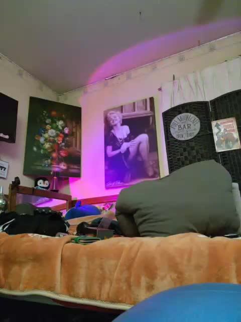 PrurientGem Adult Chat August 4, 2025