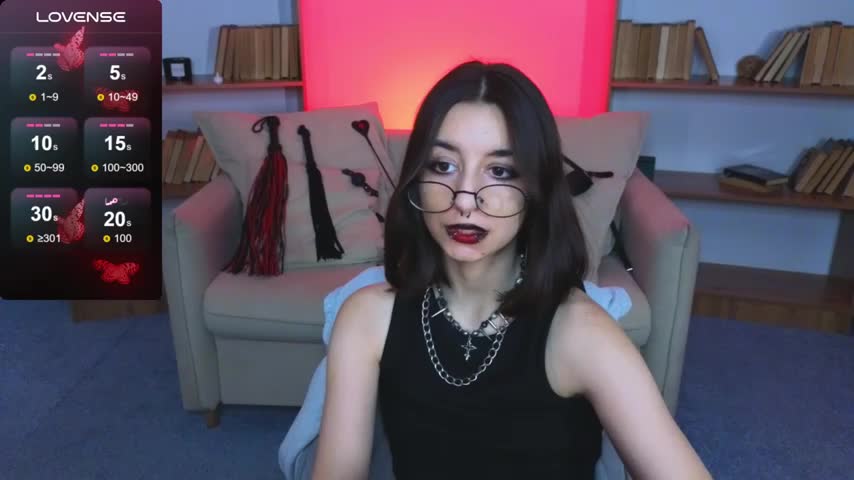 Mistress__Marcelline Adult Chat August 4, 2025