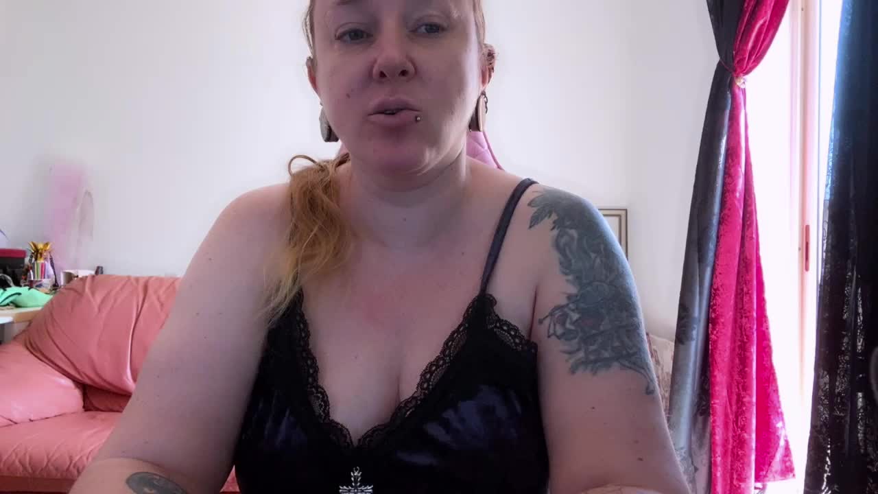 NylonQueen Adult Chat August 5, 2025