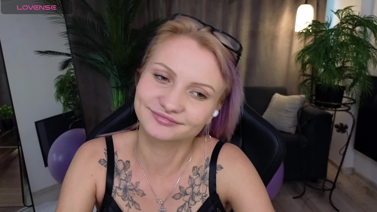 CameronDiaz5 Adult Chat August 5, 2025