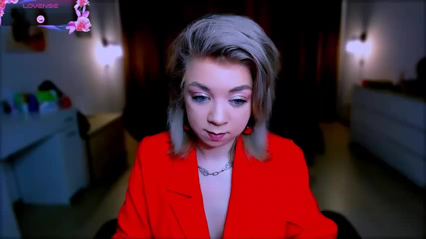 littleSiyfairy Adult Chat August 5, 2025