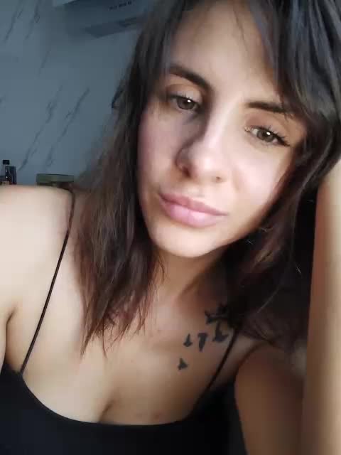 -EmilyJones- Adult Chat August 5, 2025