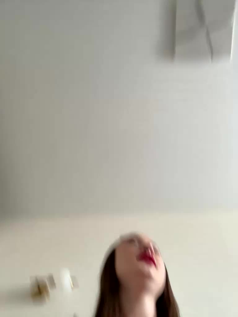 -Valeria- Adult Chat August 5, 2025