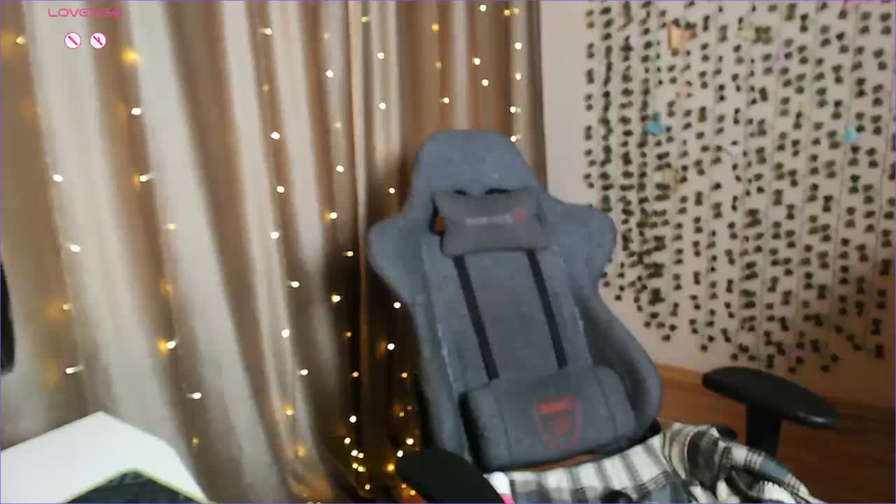 Pussy-Juice Adult Chat August 5, 2025