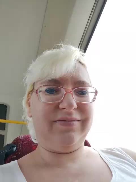 Vika211 Adult Chat August 5, 2025