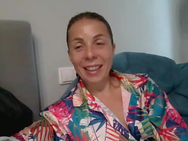 _SENORiTA_ Adult Chat August 5, 2025