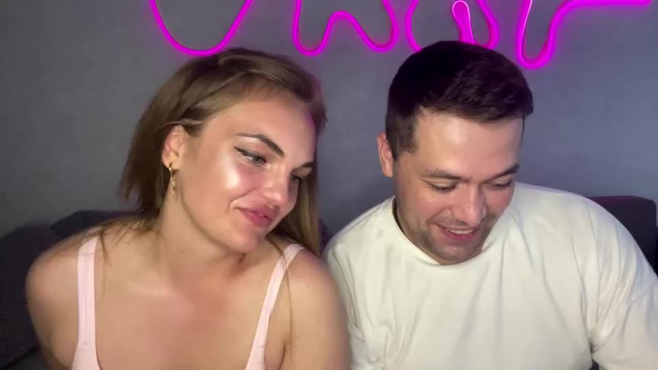 deeplookscouple Adult Chat August 4, 2025