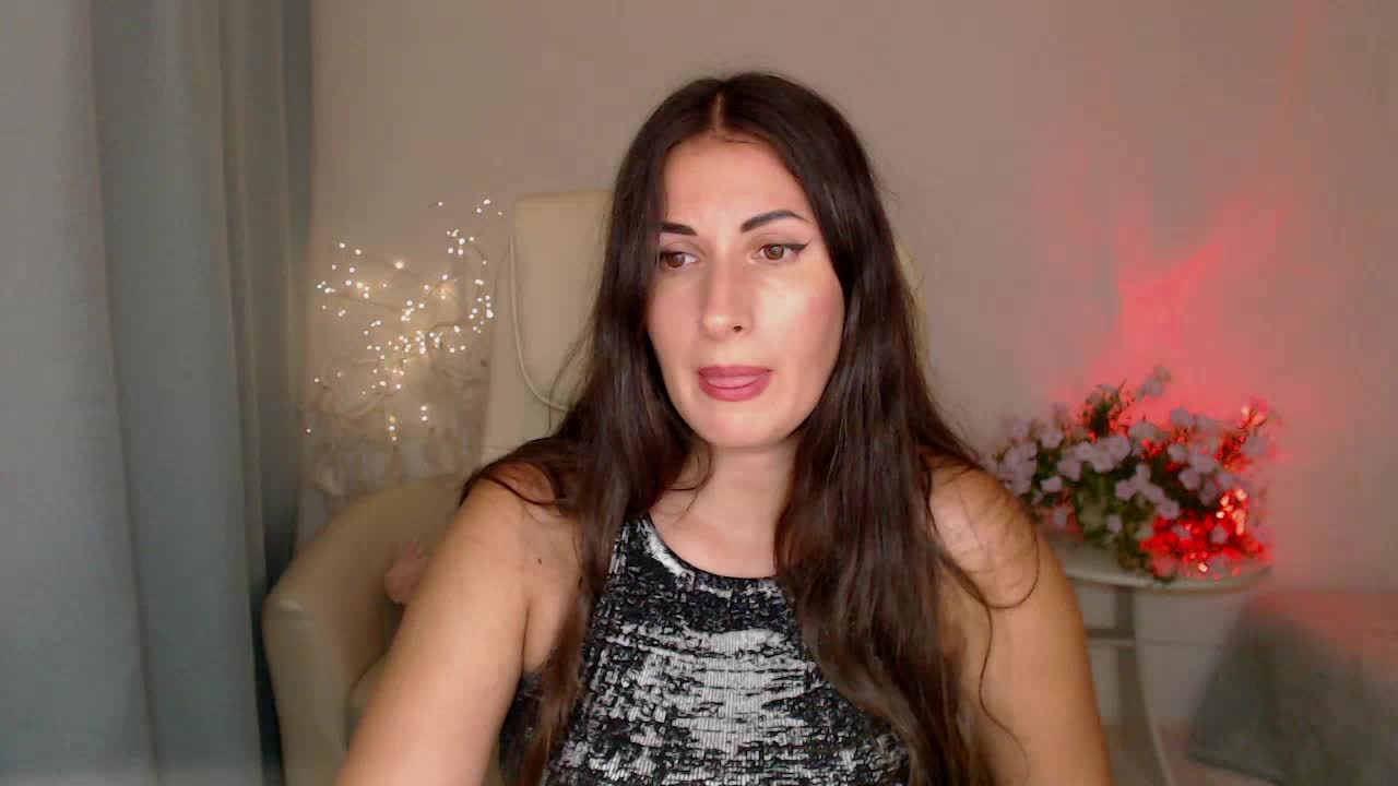 MaryMalory11 Adult Chat August 5, 2025