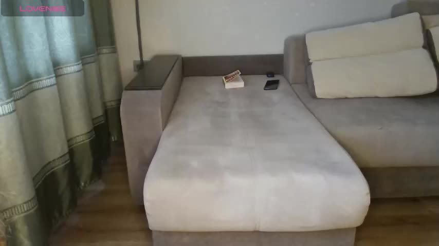 Milaa1998 Adult Chat August 5, 2025