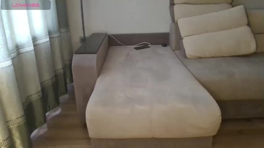 Milaa1998 Adult Chat August 5, 2025