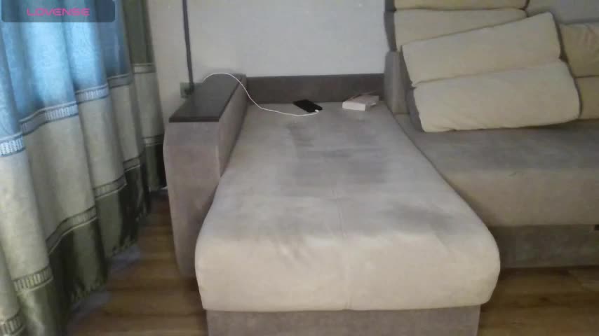 Milaa1998 Adult Chat August 5, 2025