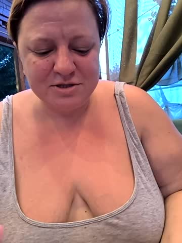 jusichka Adult Chat August 5, 2025