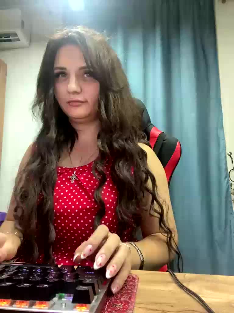 MagicalLouu Adult Chat August 5, 2025