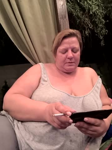 jusichka Adult Chat August 5, 2025